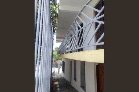 Casa à venda com 3 quartos, 230m² em Parque Sao Domingos, São Paulo