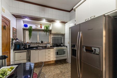 Apartamento à venda com 141m², 3 quartos e 1 vaga Apartamento à venda com 141m², 3 quartos e 1 vagaCozinha