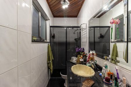 Apartamento à venda com 141m², 3 quartos e 1 vaga Apartamento à venda com 141m², 3 quartos e 1 vagaBanheiro da Suíte