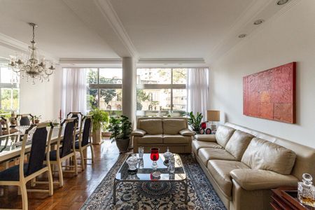 Apartamento à venda com 141m², 3 quartos e 1 vaga Apartamento à venda com 141m², 3 quartos e 1 vagaSala