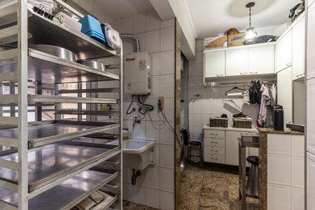 Apartamento à venda com 141m², 3 quartos e 1 vaga Apartamento à venda com 141m², 3 quartos e 1 vagaÁrea de Serviço