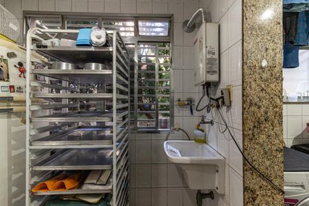 Apartamento à venda com 141m², 3 quartos e 1 vaga Apartamento à venda com 141m², 3 quartos e 1 vagaÁrea de Serviço