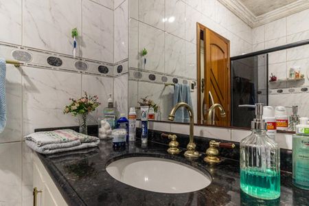 Apartamento à venda com 141m², 3 quartos e 1 vaga Apartamento à venda com 141m², 3 quartos e 1 vagaBanheiro