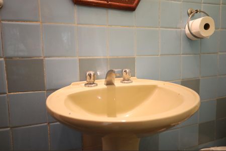 Casa para alugar com 278m², 4 quartos e 2 vagasBanheiro 2