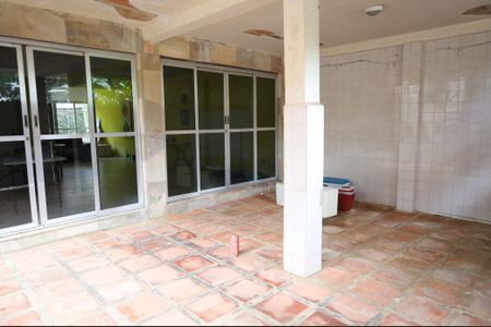 Casa para alugar com 278m², 4 quartos e 2 vagasGaragem