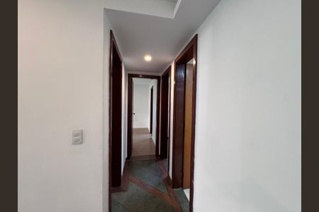 Apartamento à venda com 110m², 3 quartos e 1 vaga Apartamento à venda com 110m², 3 quartos e 1 vagaCorrredor