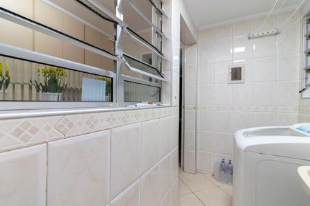 Apartamento à venda com 58m², 2 quartos e 1 vagaÁrea de Serviço