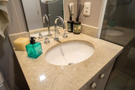 Apartamento à venda com 64m², 2 quartos e 1 vagaBanheiro Social