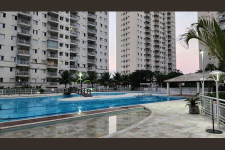 Apartamento para alugar com 69m², 2 quartos e 1 vaga Apartamento para alugar com 69m², 2 quartos e 1 vagaÁrea comum - Piscina