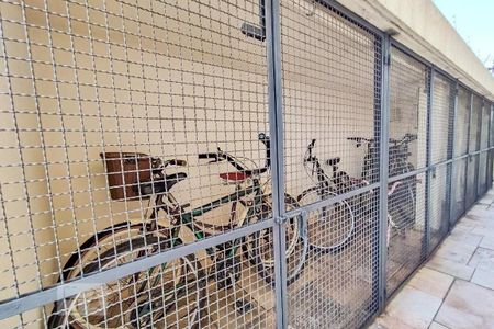 Apartamento à venda com 63m², 2 quartos e 2 vagas Apartamento à venda com 63m², 2 quartos e 2 vagasÁrea comum - Bicicletário