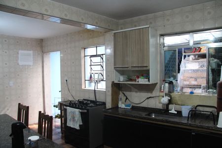 Casa à venda com 157m², 3 quartos e 2 vagasCozinha