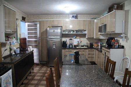 Casa à venda com 157m², 3 quartos e 2 vagasCozinha