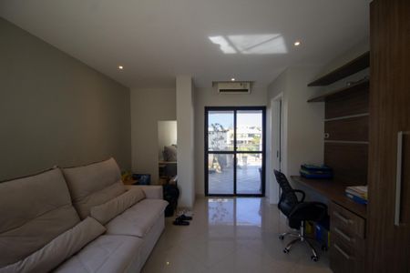 Apartamento à venda com 240m², 2 quartos e 2 vagas Apartamento à venda com 240m², 2 quartos e 2 vagasSuíte 2