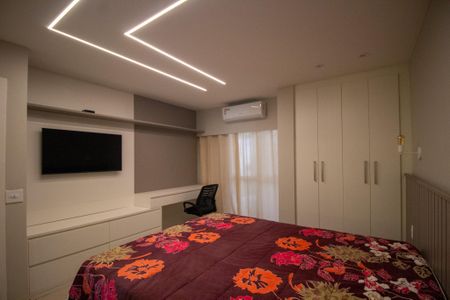 Apartamento à venda com 240m², 2 quartos e 2 vagas Apartamento à venda com 240m², 2 quartos e 2 vagasSuíte 1