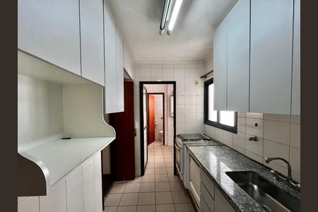 Apartamento para alugar com 84m², 3 quartos e 2 vagas Apartamento para alugar com 84m², 3 quartos e 2 vagasCozinha