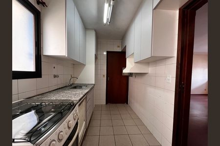 Apartamento para alugar com 84m², 3 quartos e 2 vagas Apartamento para alugar com 84m², 3 quartos e 2 vagasCozinha