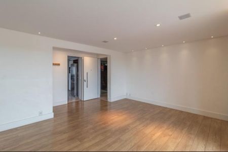 Apartamento à venda com 143m², 3 quartos e 2 vagas Apartamento à venda com 143m², 3 quartos e 2 vagasFoto 07