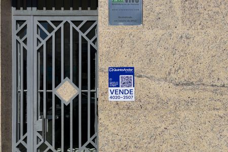 Apartamento à venda com 78m², 2 quartos e sem vaga Apartamento à venda com 78m², 2 quartos e sem vagaPlaca