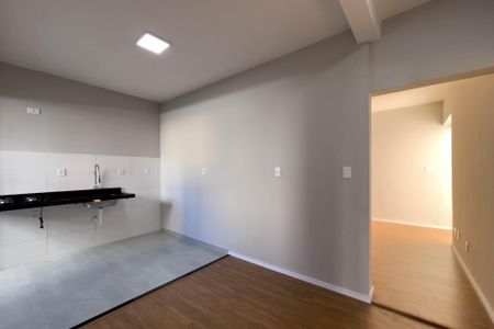Apartamento à venda com 78m², 2 quartos e sem vaga Apartamento à venda com 78m², 2 quartos e sem vagaCozinha