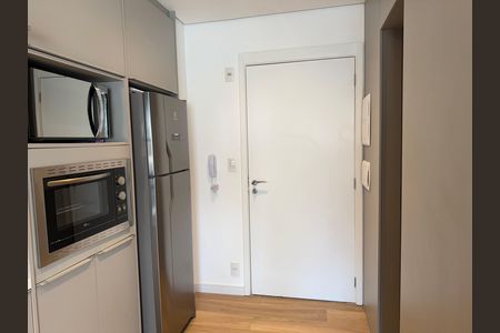 Cozinha de apartamento à venda com 1 quarto, 33m² em Indianópolis, São Paulo