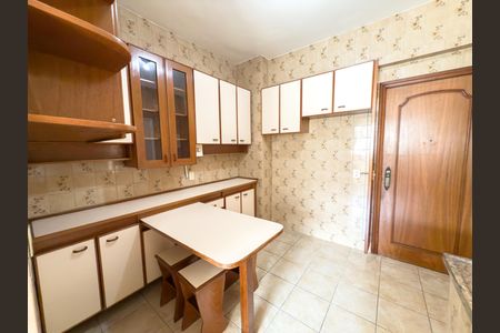 Apartamento à venda com 72m², 2 quartos e 1 vaga Apartamento à venda com 72m², 2 quartos e 1 vagaCozinha