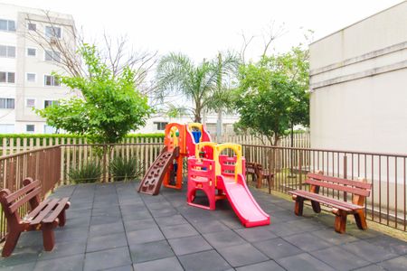 Apartamento à venda com 45m², 2 quartos e 1 vaga Apartamento à venda com 45m², 2 quartos e 1 vagaÁrea comum - Playground