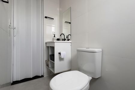 Banheiro de apartamento para alugar com 1 quarto, 40m² em Vila Nova Cumbica, Guarulhos