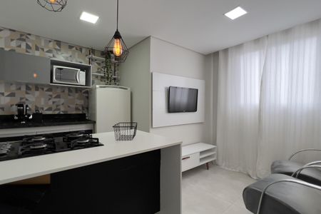 Sala e Cozinha de apartamento para alugar com 1 quarto, 40m² em Vila Nova Cumbica, Guarulhos