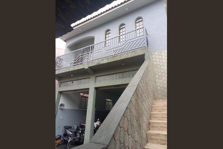 Casa à venda com 326m², 3 quartos e 3 vagas Casa à venda com 326m², 3 quartos e 3 vagasFoto 29