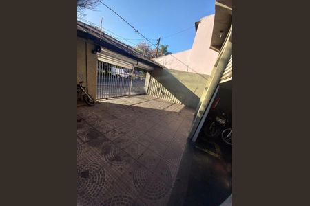Casa à venda com 326m², 3 quartos e 3 vagas Casa à venda com 326m², 3 quartos e 3 vagasFoto 05