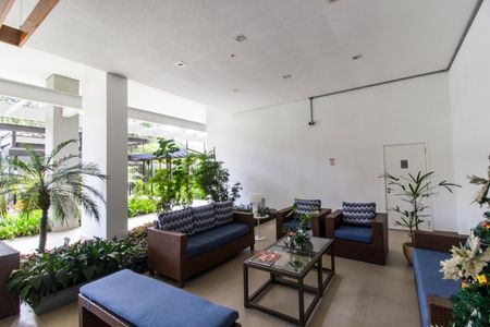 Apartamento à venda com 82m², 1 quarto e 2 vagasHall social