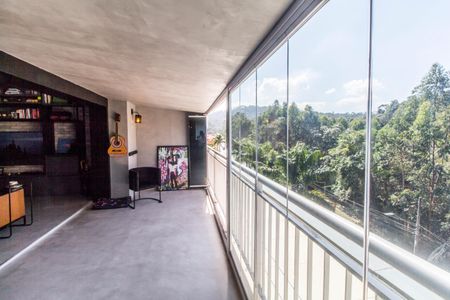 Apartamento à venda com 82m², 1 quarto e 2 vagasVaranda
