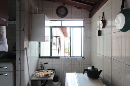 Casa de condomínio à venda com 45m², 2 quartos e 1 vagaCozinha e Área de Serviço