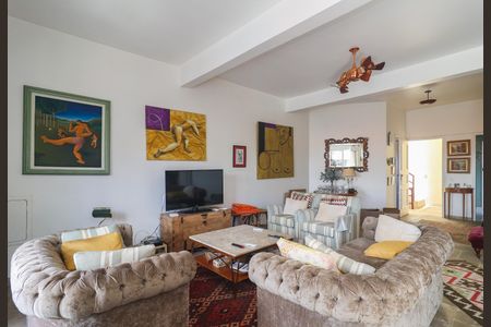 Casa para alugar com 140m², 3 quartos e 1 vaga Casa para alugar com 140m², 3 quartos e 1 vagaSala