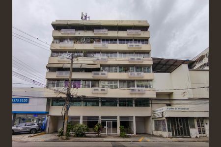 Apartamento à venda com 78m², 2 quartos e 1 vaga Apartamento à venda com 78m², 2 quartos e 1 vagaFachada e portaria