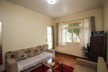 Casa à venda com 130m², 3 quartos e 3 vagasSala 1