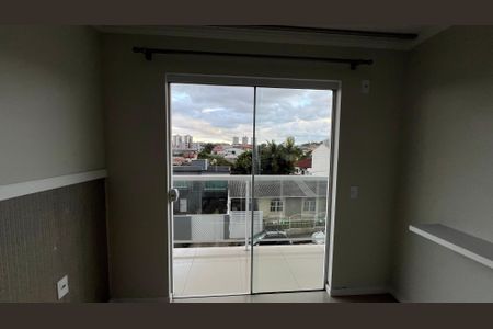 Casa para alugar com 120m², 3 quartos e 2 vagas Casa para alugar com 120m², 3 quartos e 2 vagasSuíte