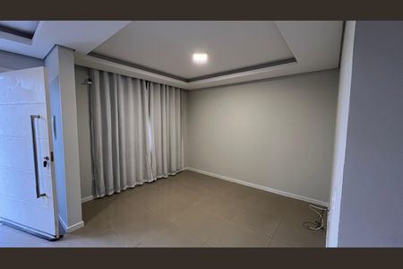 Sala de casa para alugar com 3 quartos, 120m² em Ipiranga, São José
