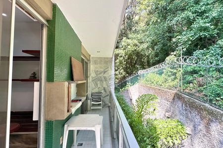 Apartamento à venda com 140m², 4 quartos e 2 vagas Apartamento à venda com 140m², 4 quartos e 2 vagasVaranda da Suíte 1