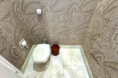 Apartamento à venda com 140m², 4 quartos e 2 vagas Apartamento à venda com 140m², 4 quartos e 2 vagasLavabo