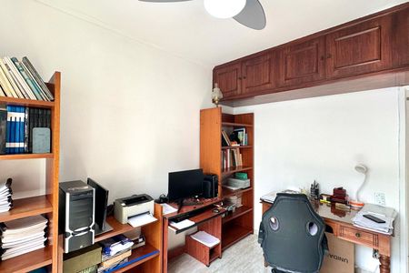 Apartamento à venda com 140m², 4 quartos e 2 vagas Apartamento à venda com 140m², 4 quartos e 2 vagasQuarto 2