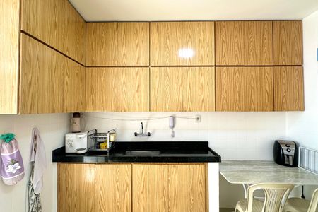 Apartamento à venda com 140m², 4 quartos e 2 vagas Apartamento à venda com 140m², 4 quartos e 2 vagasCozinha