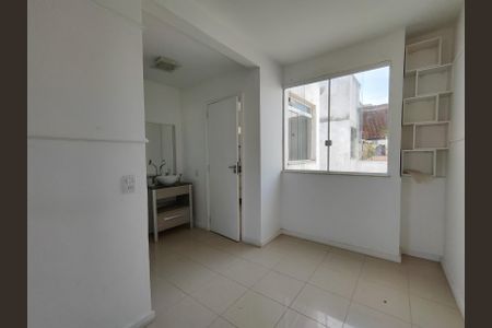 Apartamento à venda com 192m², 3 quartos e 1 vaga Apartamento à venda com 192m², 3 quartos e 1 vagaSuíte 2