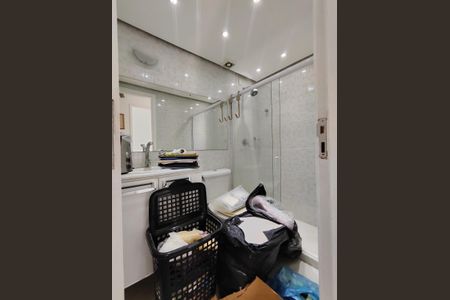 Apartamento à venda com 192m², 3 quartos e 1 vaga Apartamento à venda com 192m², 3 quartos e 1 vagaBanheiro Social