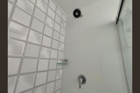 Apartamento à venda com 192m², 3 quartos e 1 vaga Apartamento à venda com 192m², 3 quartos e 1 vagaBanheiro da Suíte 1