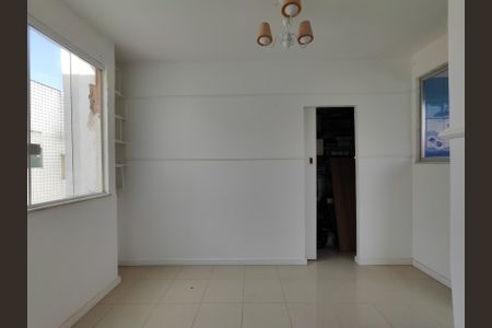 Apartamento à venda com 192m², 3 quartos e 1 vaga Apartamento à venda com 192m², 3 quartos e 1 vagaSuíte 2