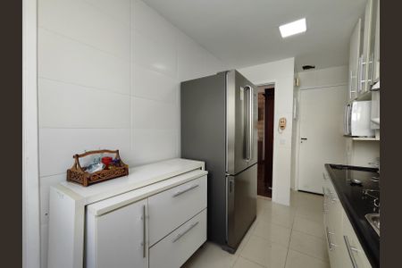 Apartamento à venda com 192m², 3 quartos e 1 vaga Apartamento à venda com 192m², 3 quartos e 1 vagaCozinha