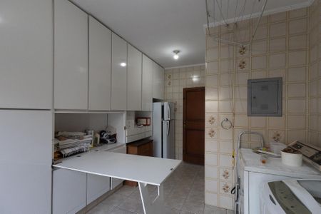 Casa à venda com 200m², 3 quartos e 3 vagasÁrea de Serviço