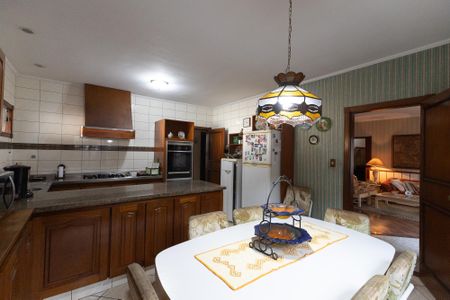 Casa à venda com 200m², 3 quartos e 3 vagasCozinha