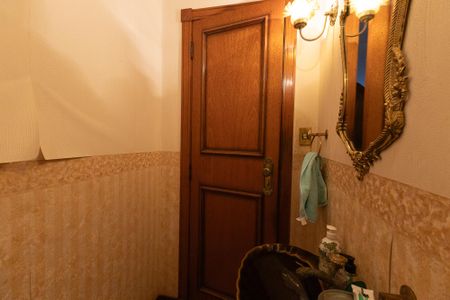 Casa à venda com 200m², 3 quartos e 3 vagasLavabo